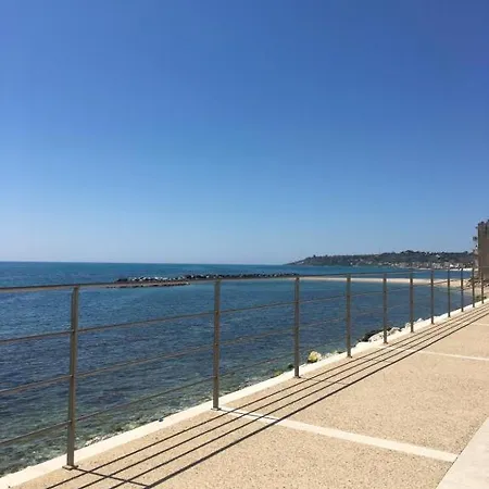 Mare Celeste Apartment